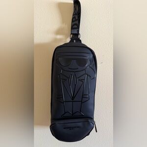 KARL LAGERFELD Medium Sling Crossbody, Shoulder Bag.
Modern Design, NWT